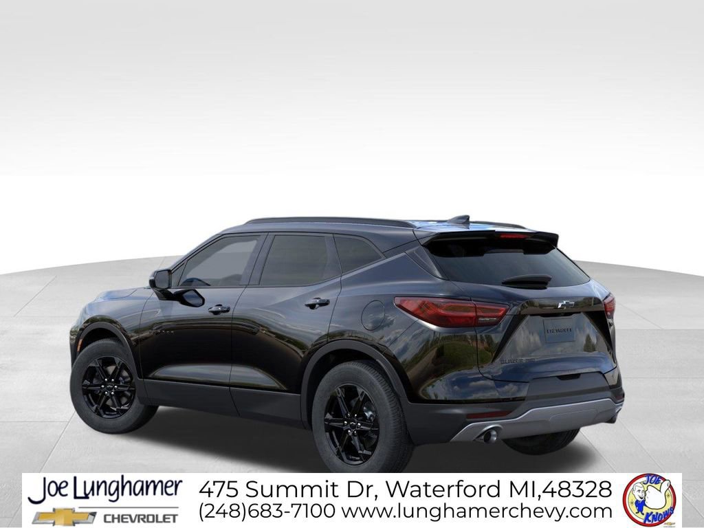 New 2026 Chevrolet Blazer LT image 3