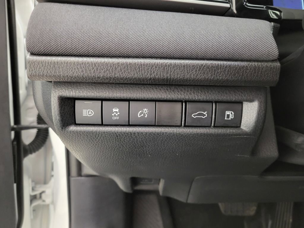 Used 2025 Toyota Camry LE FWD image 2