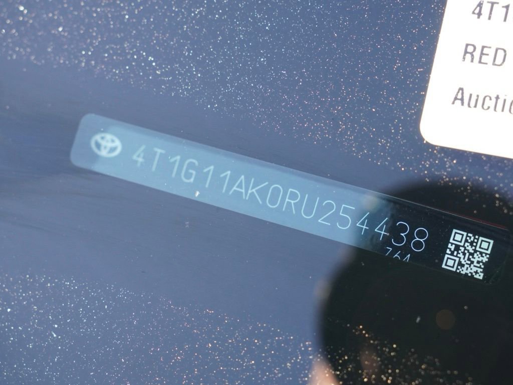 Used 2024 Toyota Camry SE image 28