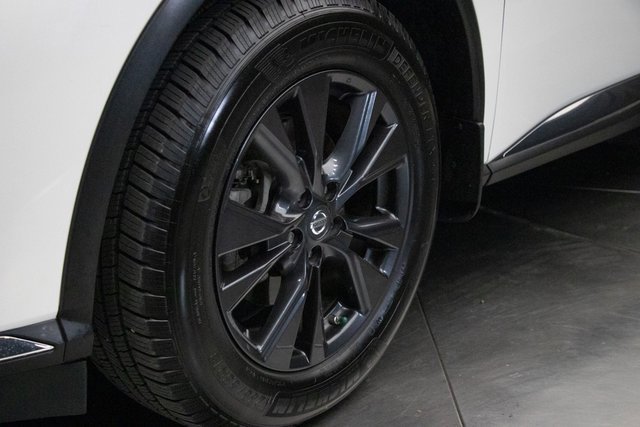 Used 2018 Nissan Murano SV w/ Premium Package image 7