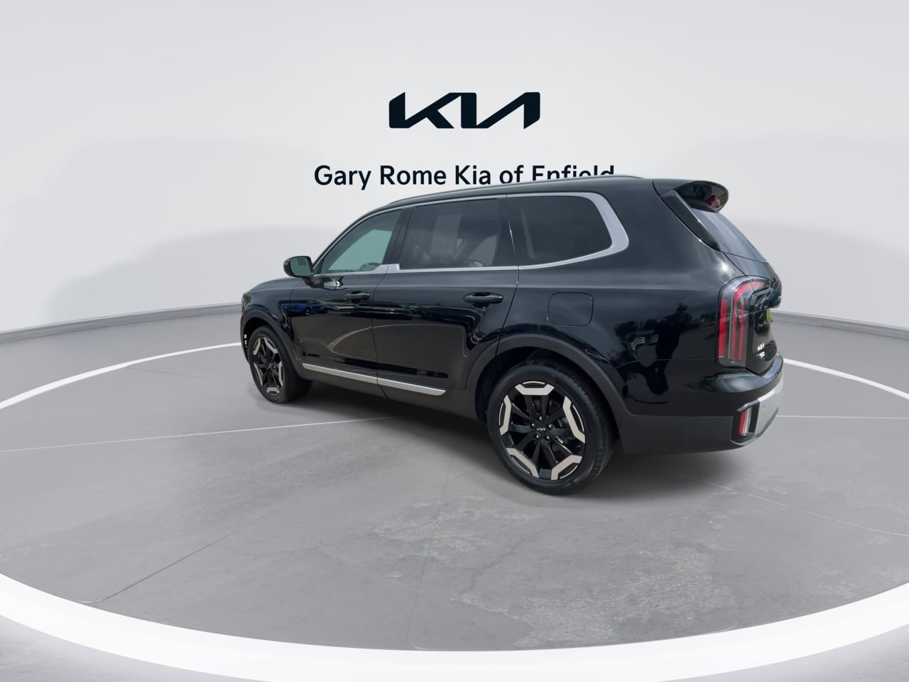 Certified 2024 Kia Telluride EX w/ EX Captain's Chair Package AWD/4WD image 6
