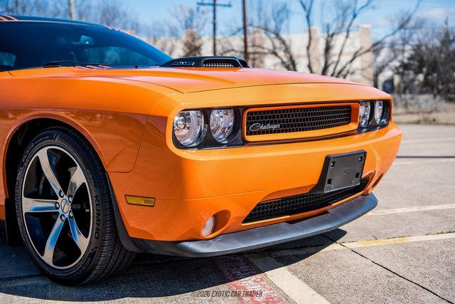Used 2014 Dodge Challenger R/T RWD image 43