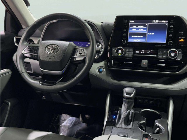 Used 2021 Toyota Highlander XLE image 41