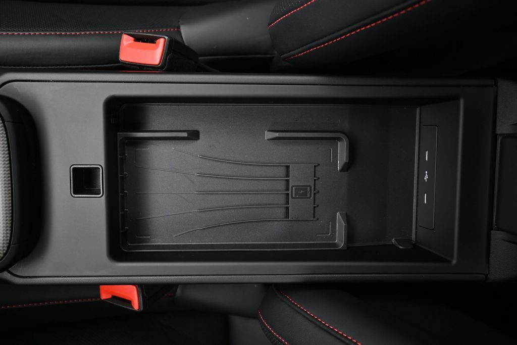 Certified 2026 Porsche 911 Carrera 4 GTS AWD/4WD image 21