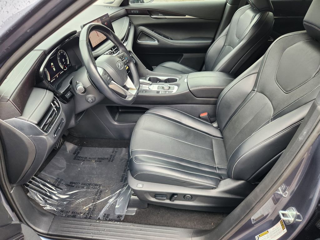Used 2023 INFINITI QX60 Sensory w/ Vision Package image 9