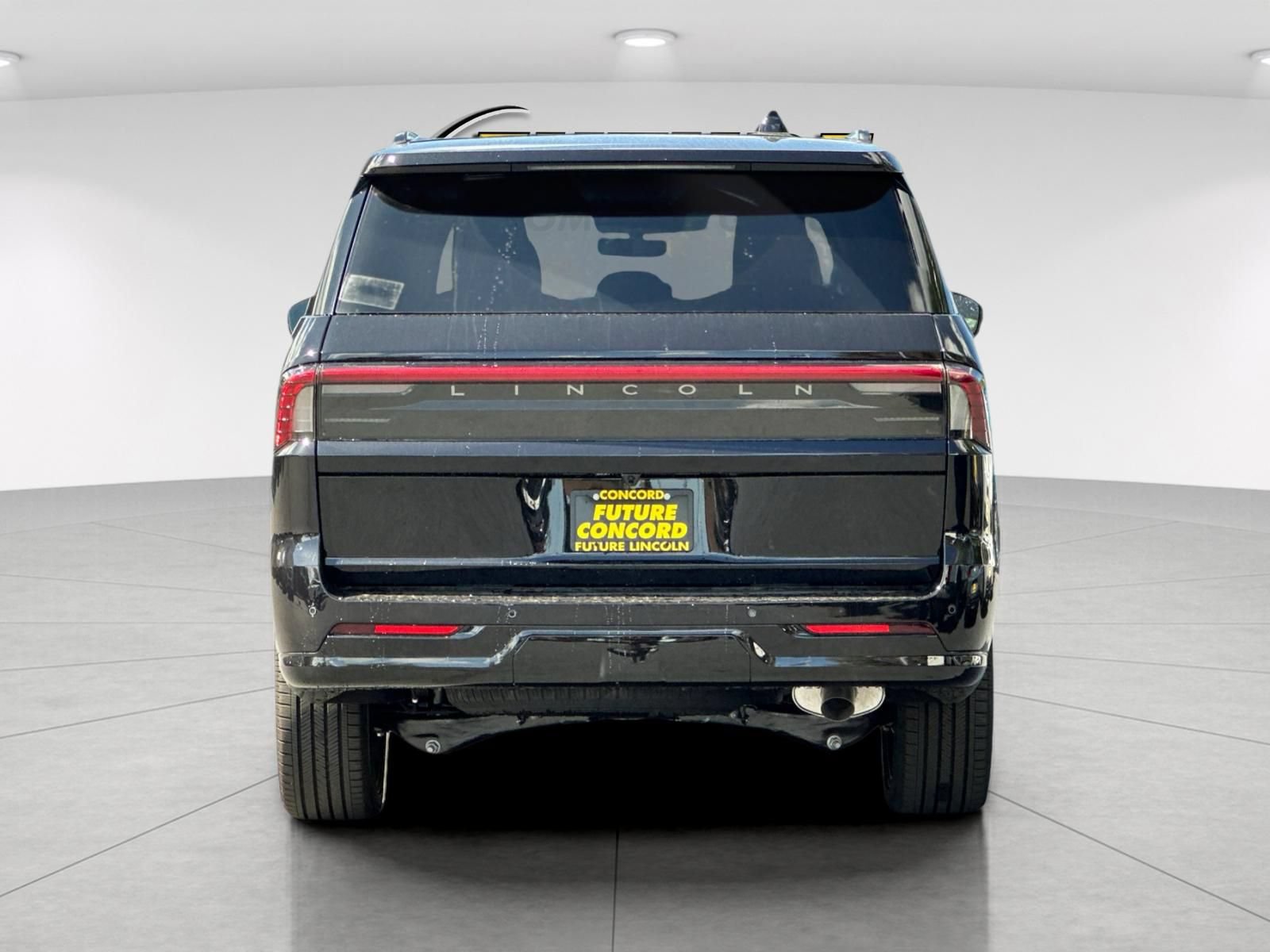 New 2027 Lincoln Navigator L Reserve w/ Jet Appearance Package AWD/4WD image 4