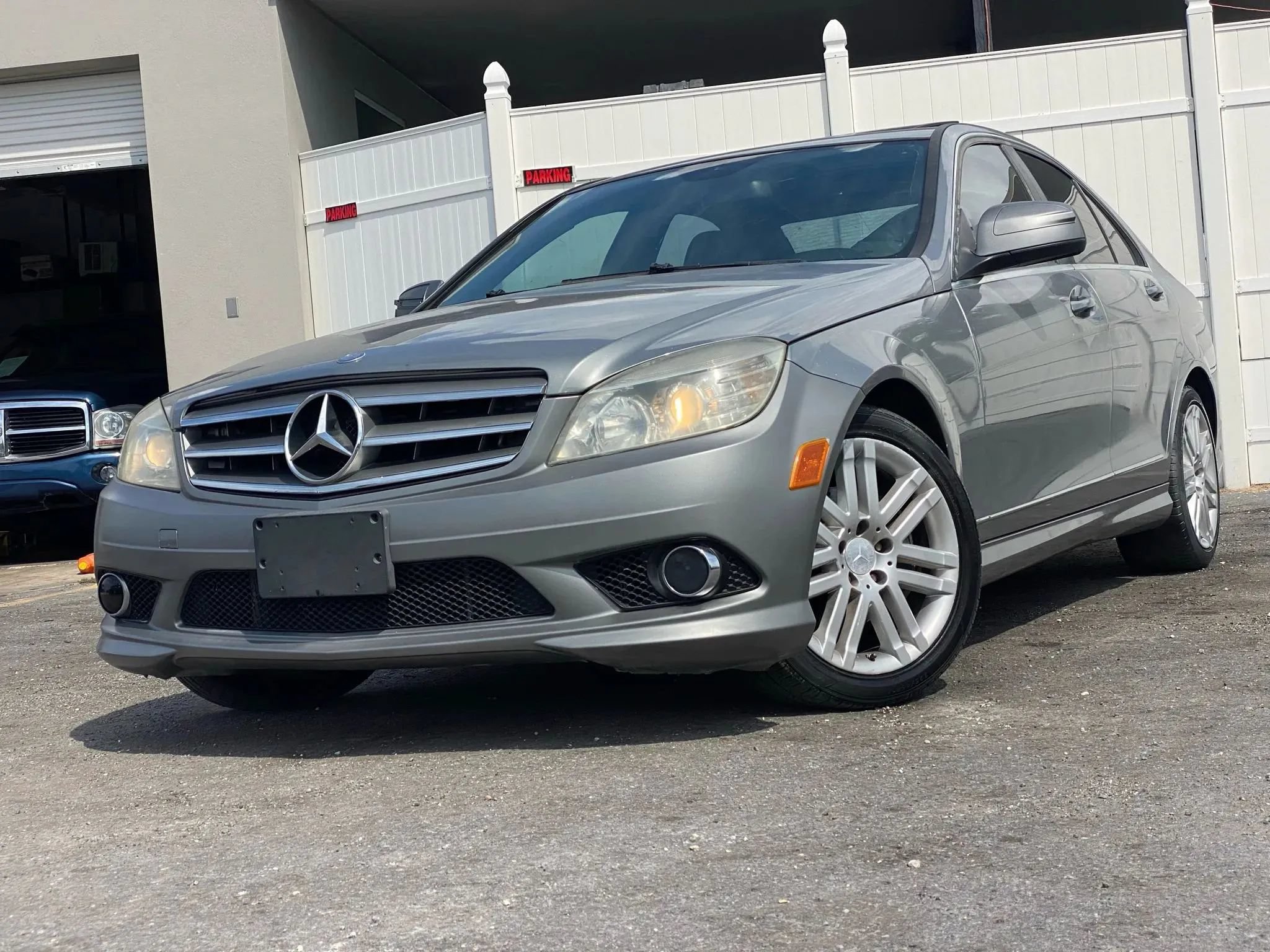Used 2008 Mercedes-Benz C 300 Sedan image 19