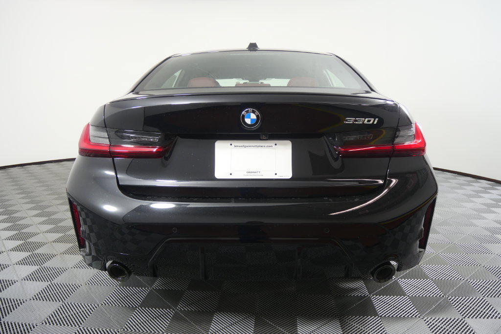 New 2026 BMW 330i Sedan w/ M Sport Package RWD image 5