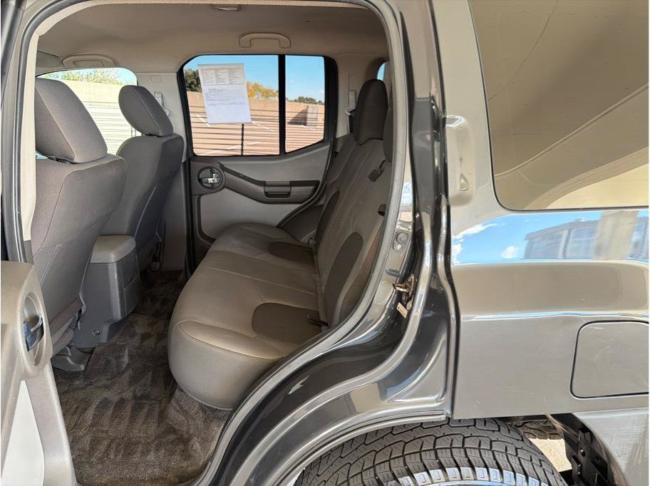 Used 2014 Nissan Xterra X AWD/4WD image 11
