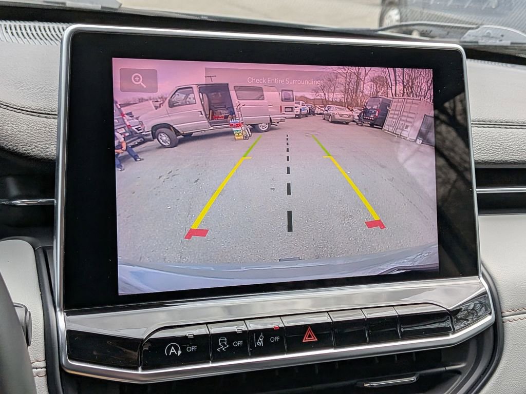 Certified 2022 Jeep Compass Limited image 17