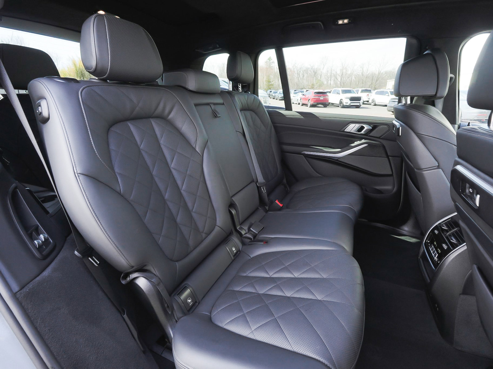 Used 2025 BMW X7 xDrive40i image 43