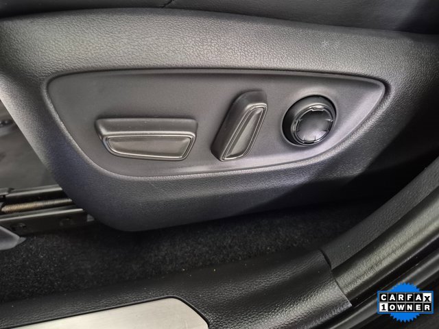 Used 2024 Toyota Venza Limited image 18