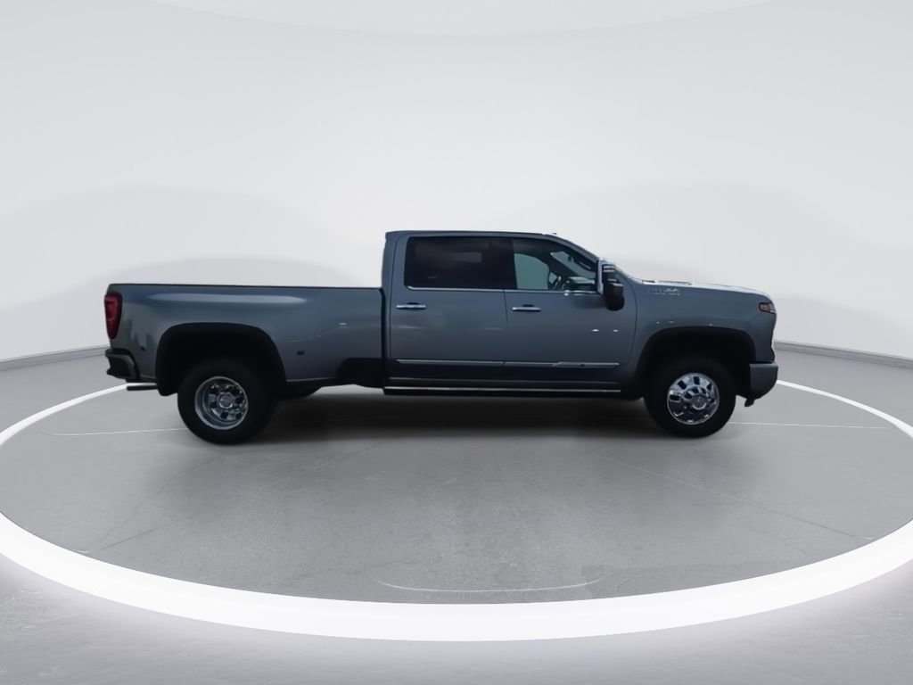 New 2026 Chevrolet Silverado 3500 High Country w/ High Country Premium Package image 9