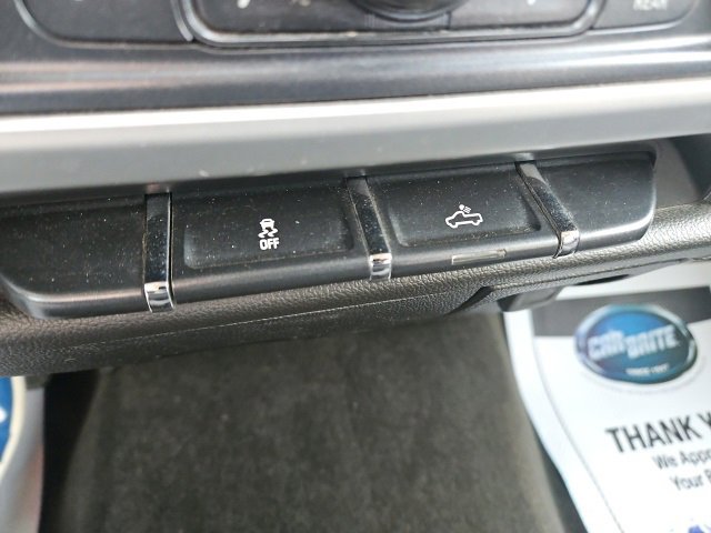 Used 2018 GMC Sierra 1500 SLE w/ SLE Value Package image 25