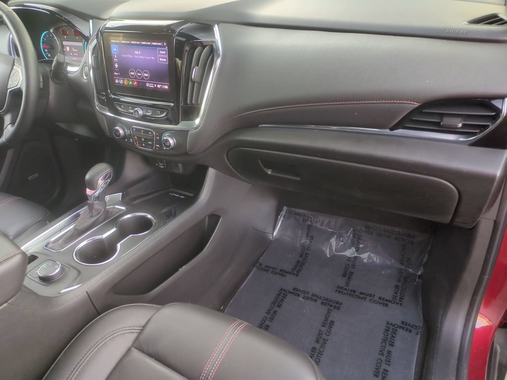 Used 2023 Chevrolet Traverse RS AWD/4WD image 19