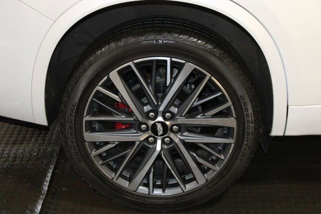 Certified 2024 Cadillac XT6 Sport w/ LPO, Floor Liner Package image 30