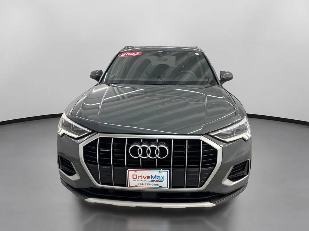 Used 2022 Audi Q3 2.0T Premium Plus image 2