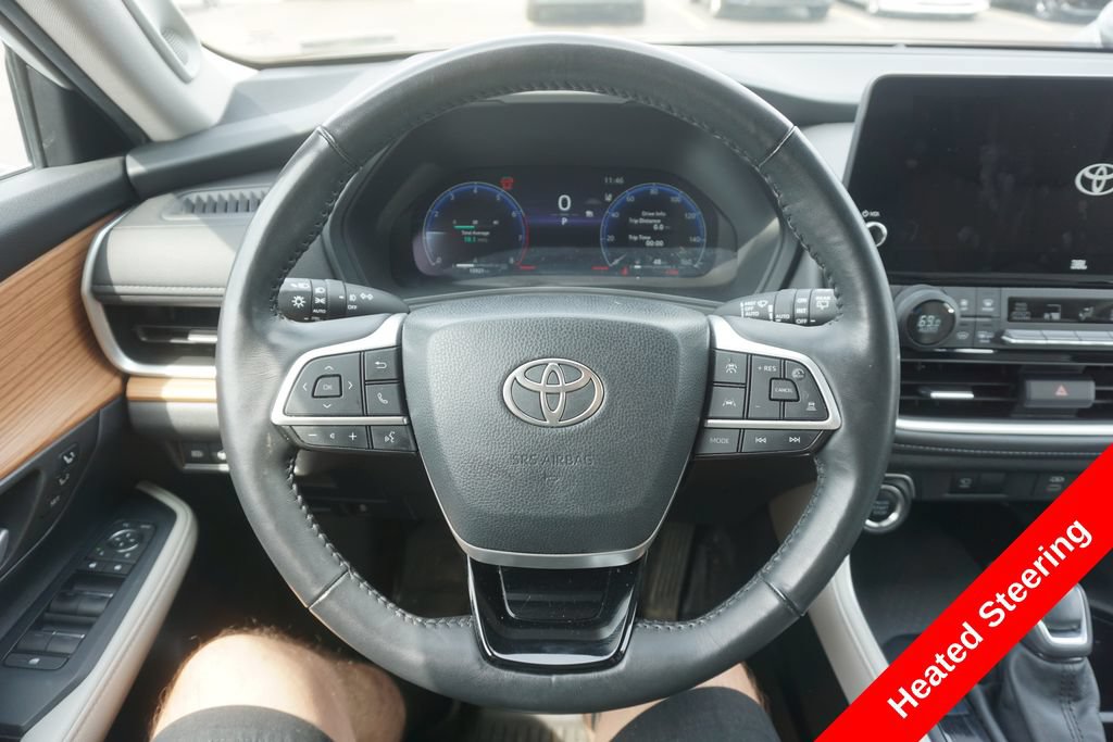 Used 2024 Toyota Grand Highlander AWD image 3