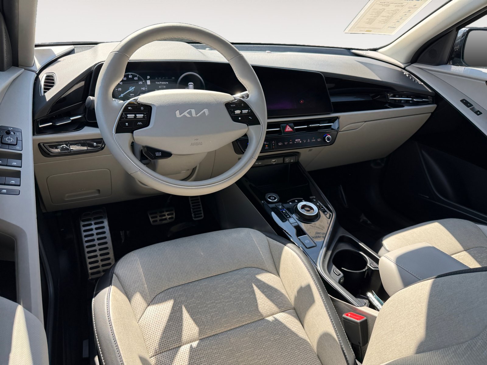 Used 2024 Kia Niro Wave FWD image 15