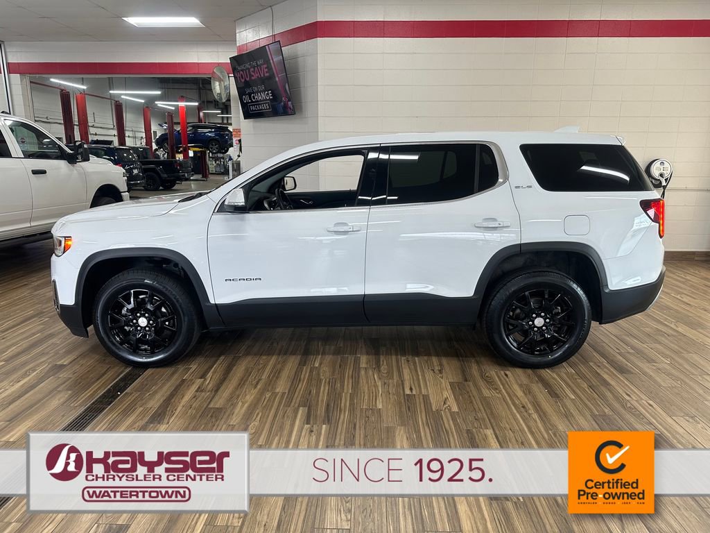 Used 2022 GMC Acadia SLE w/ LPO, Floor Liner Package AWD/4WD image 2