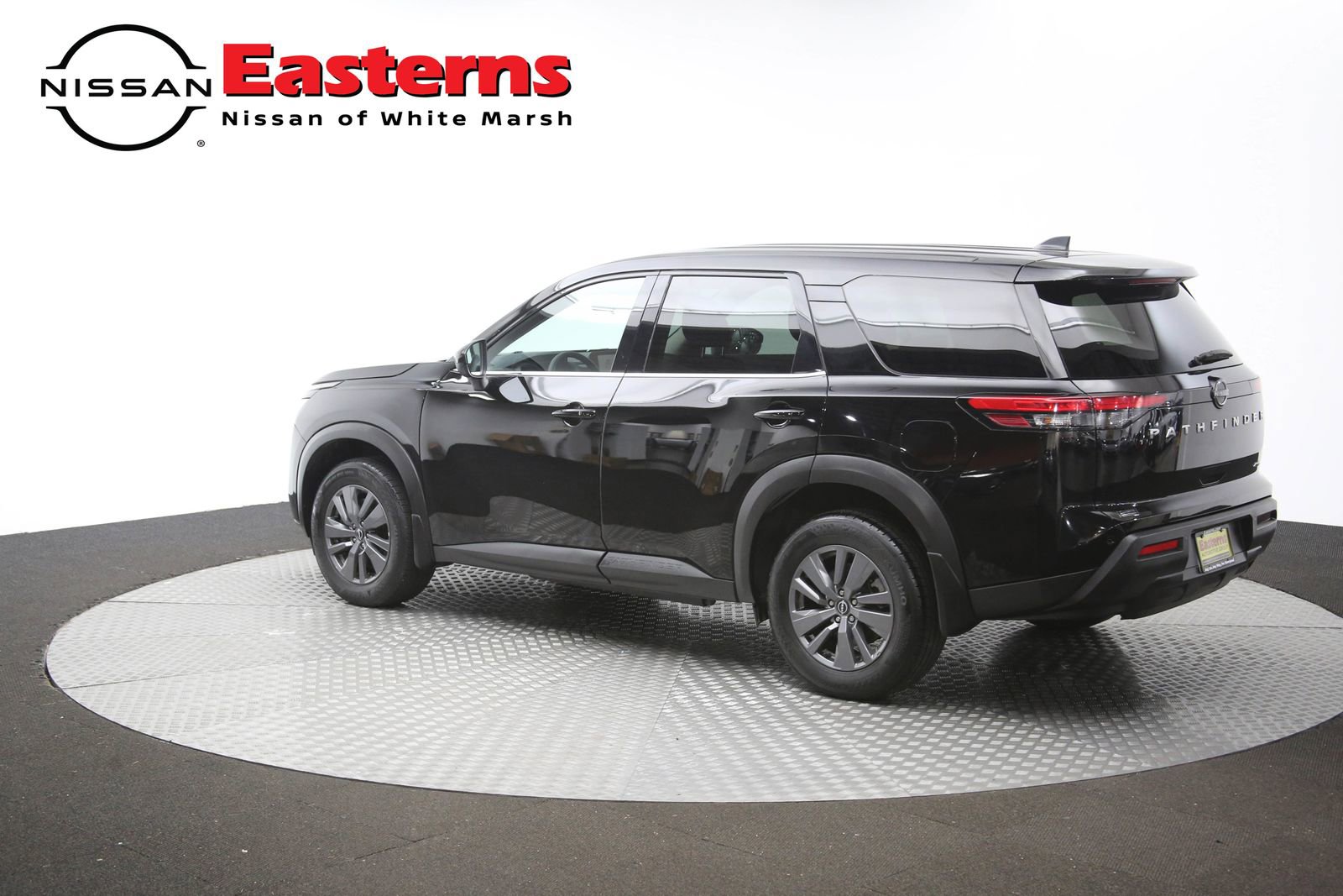 Used 2024 Nissan Pathfinder S AWD/4WD image 62