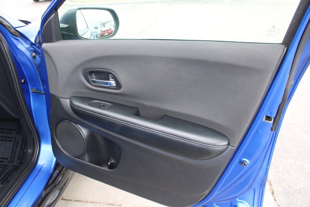 Used 2021 Honda HR-V Sport image 20