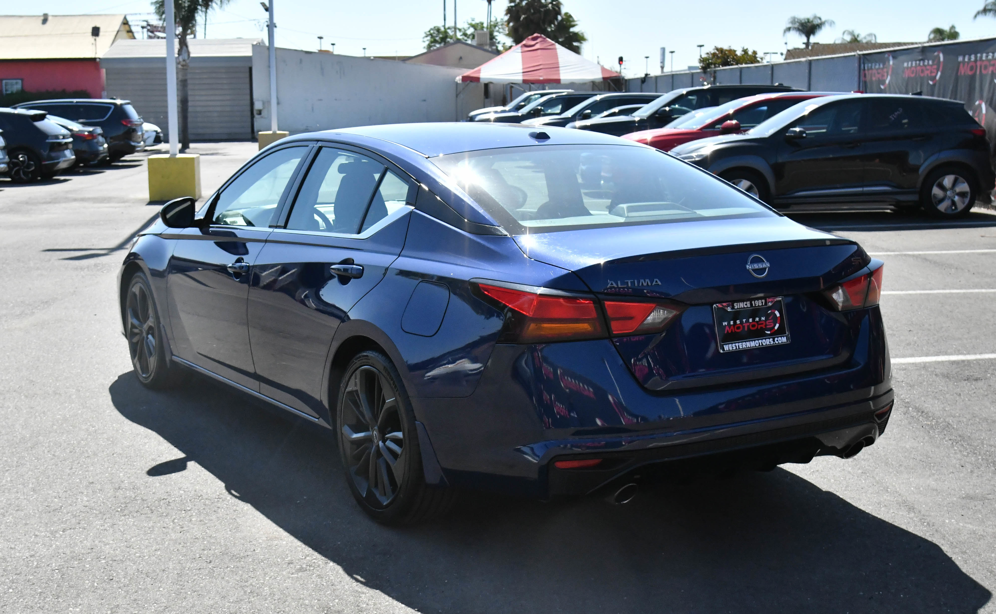 Used 2024 Nissan Altima 2.5 SR FWD image 6