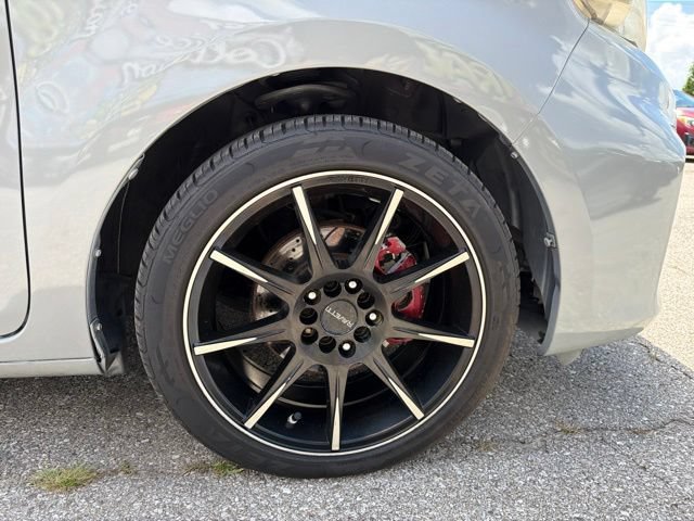 Used 2012 Scion xB FWD image 28