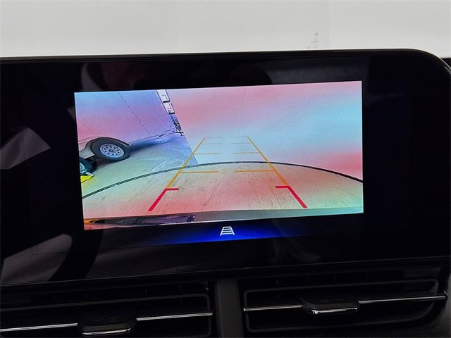 Used 2025 Chevrolet Trax LT w/ LT Convenience Package image 15