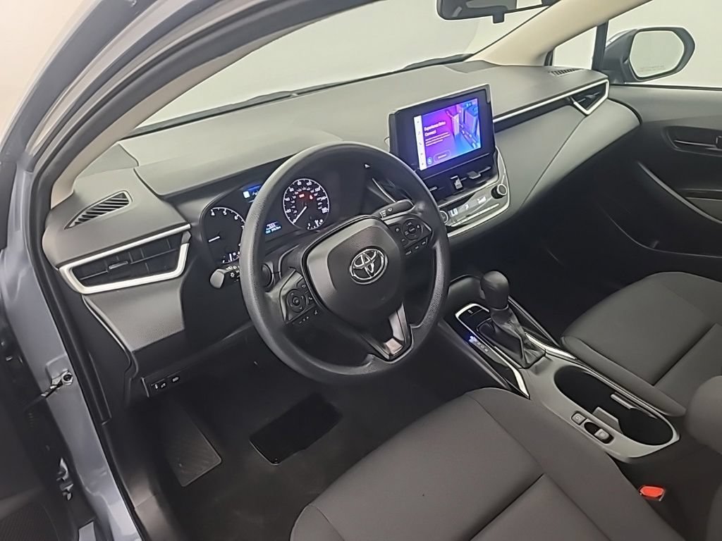Used 2025 Toyota Corolla LE FWD image 26