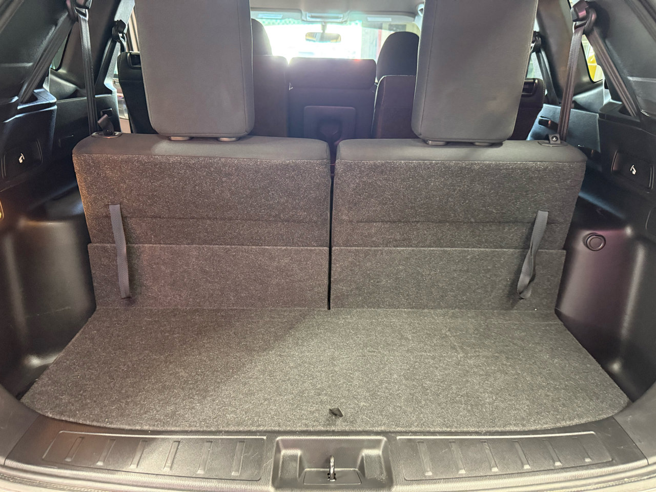 Used 2022 Mitsubishi Outlander ES image 23