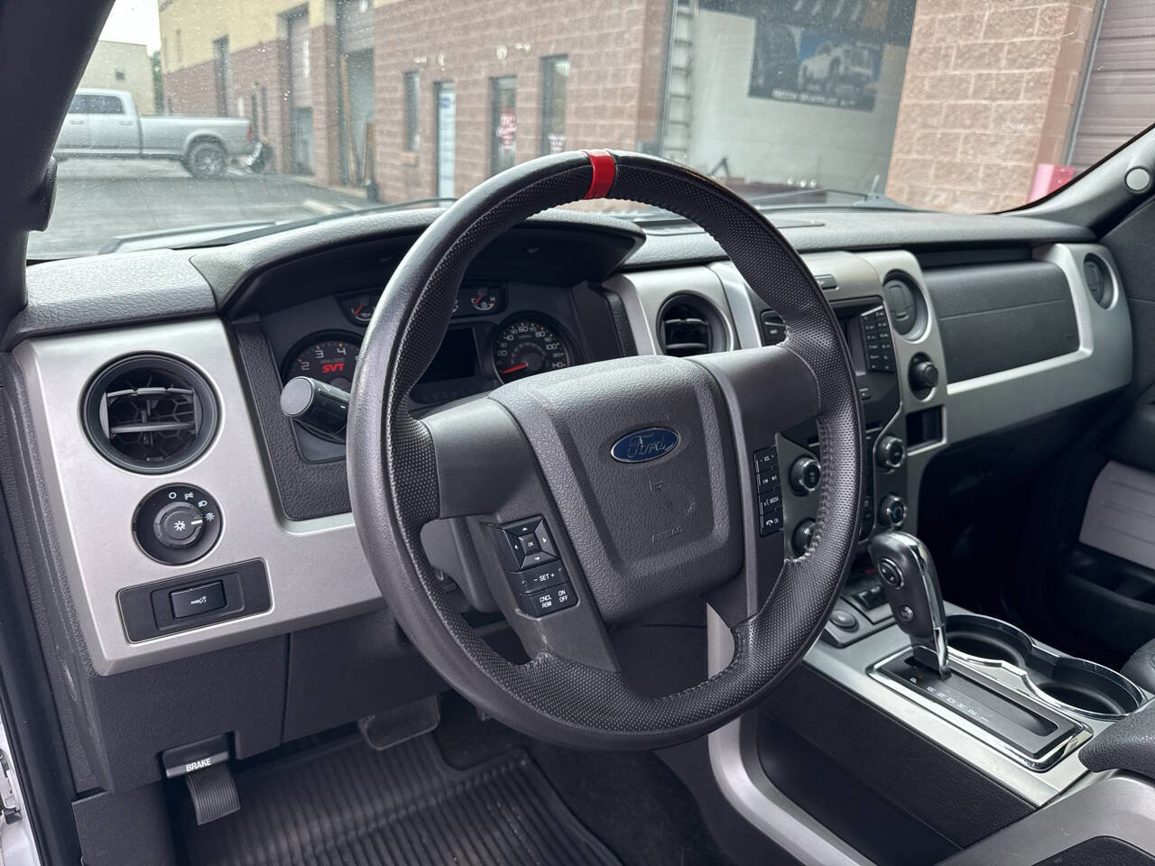 Used 2014 Ford F150 Raptor image 21