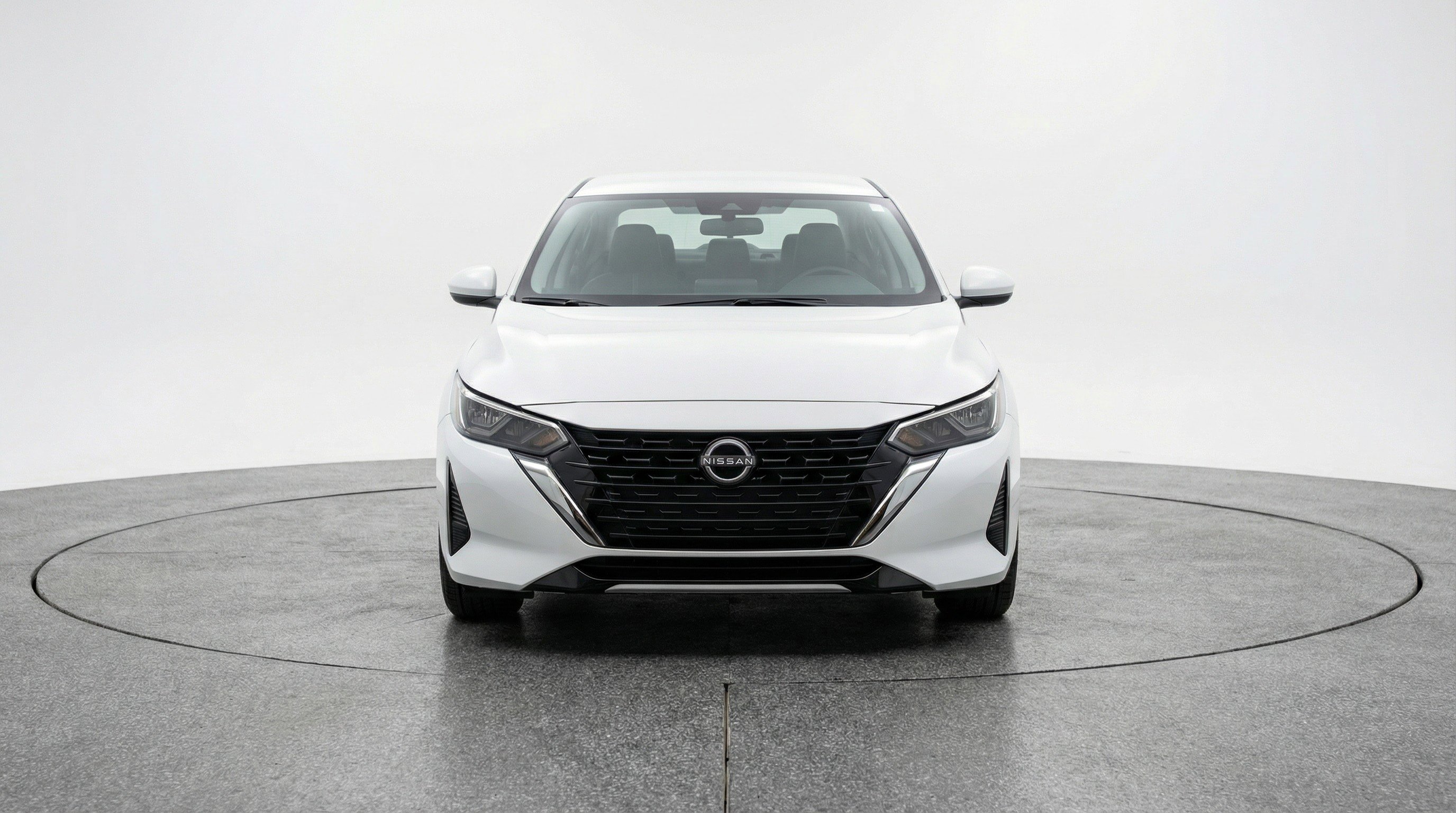 Used 2025 Nissan Sentra SV FWD image 2