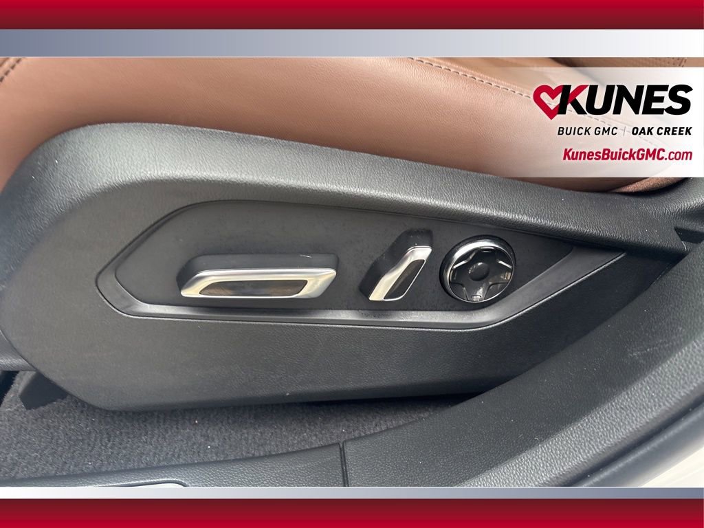 Used 2025 Acura RDX w/ Technology Package image 11