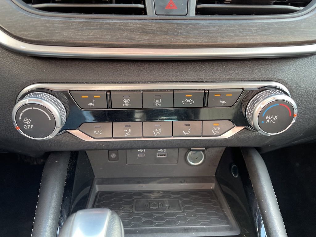 Used 2023 Nissan Altima 2.5 SV w/ SV Premium Package image 22