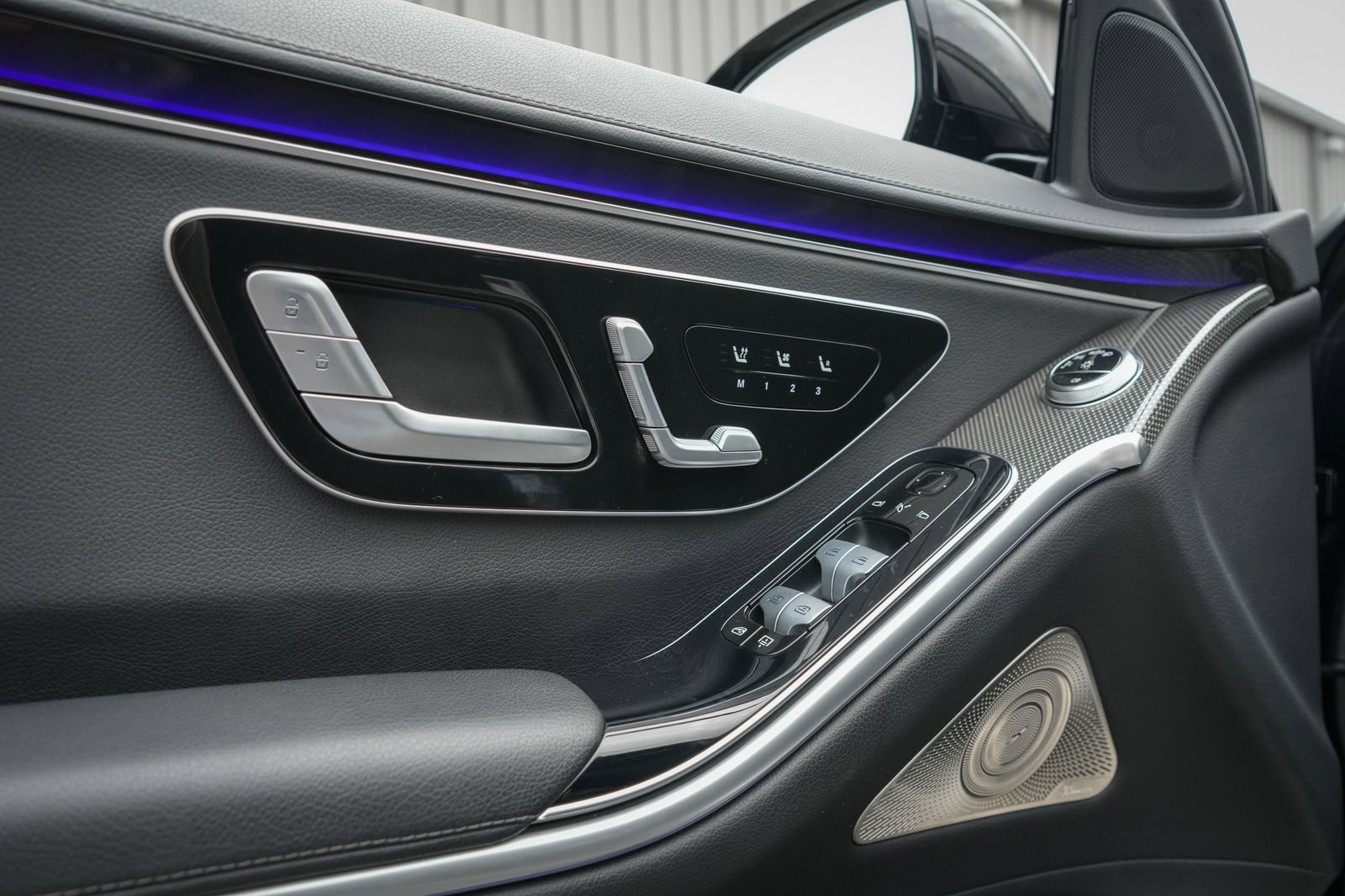 Used 2023 Mercedes-Benz S 580e S 580e w/ AMG Line image 28