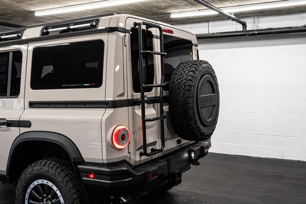 Used 2025 INEOS Grenadier Fieldmaster Edition image 15