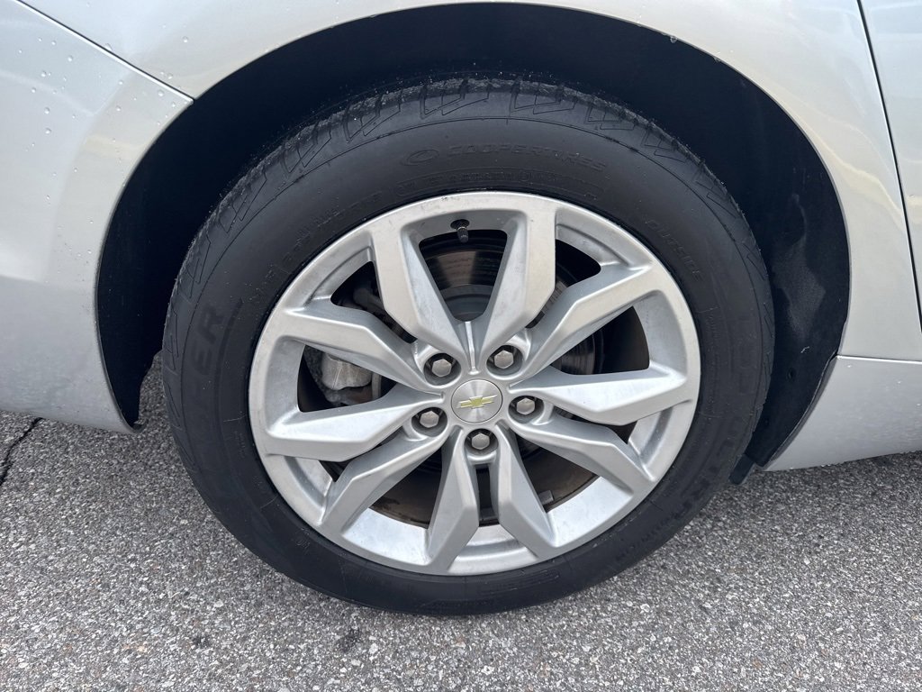 Used 2019 Chevrolet Impala LT w/ LT Leather Package image 12