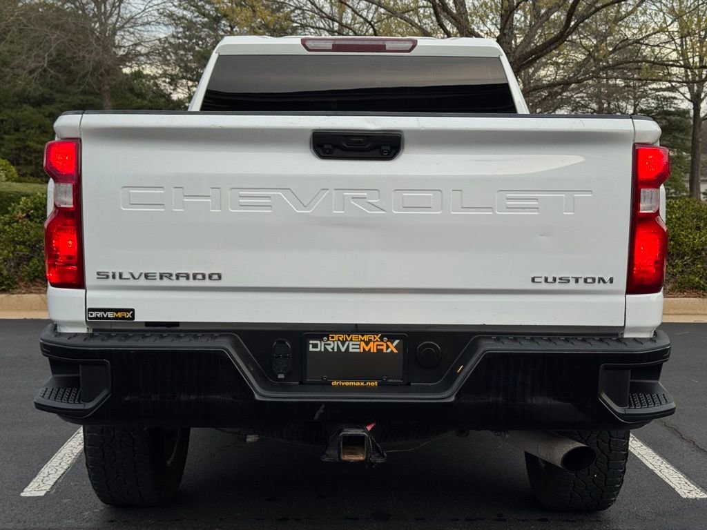 Used 2023 Chevrolet Silverado 2500 Custom w/ Custom Convenience Package image 7