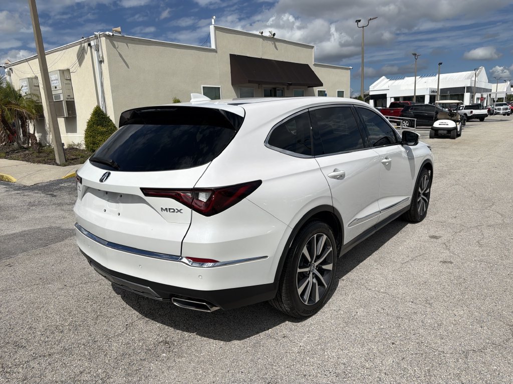 Used 2026 Acura MDX w/ Technology Package FWD image 4