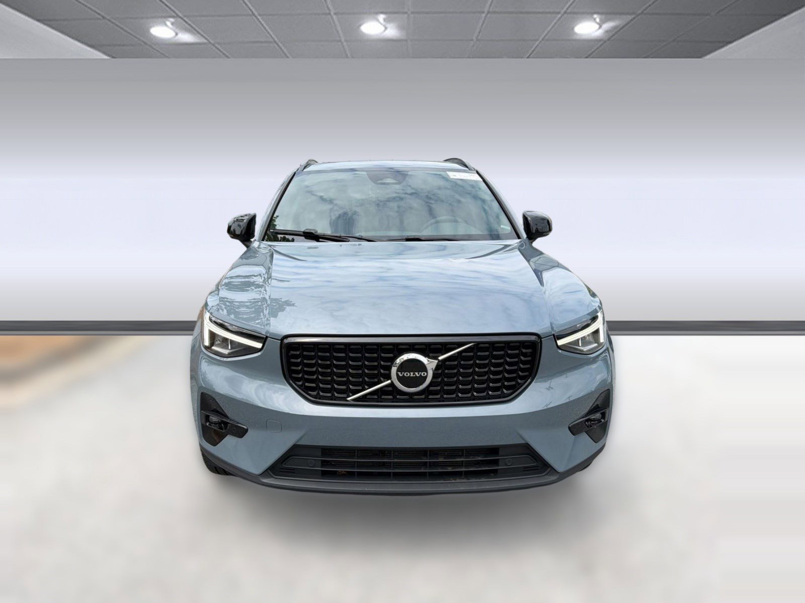 Certified 2023 Volvo XC40 B5 Plus w/ Climate Package AWD/4WD image 6
