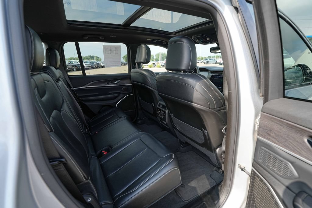 Used 2024 Jeep Grand Cherokee Limited 4xe AWD/4WD image 25