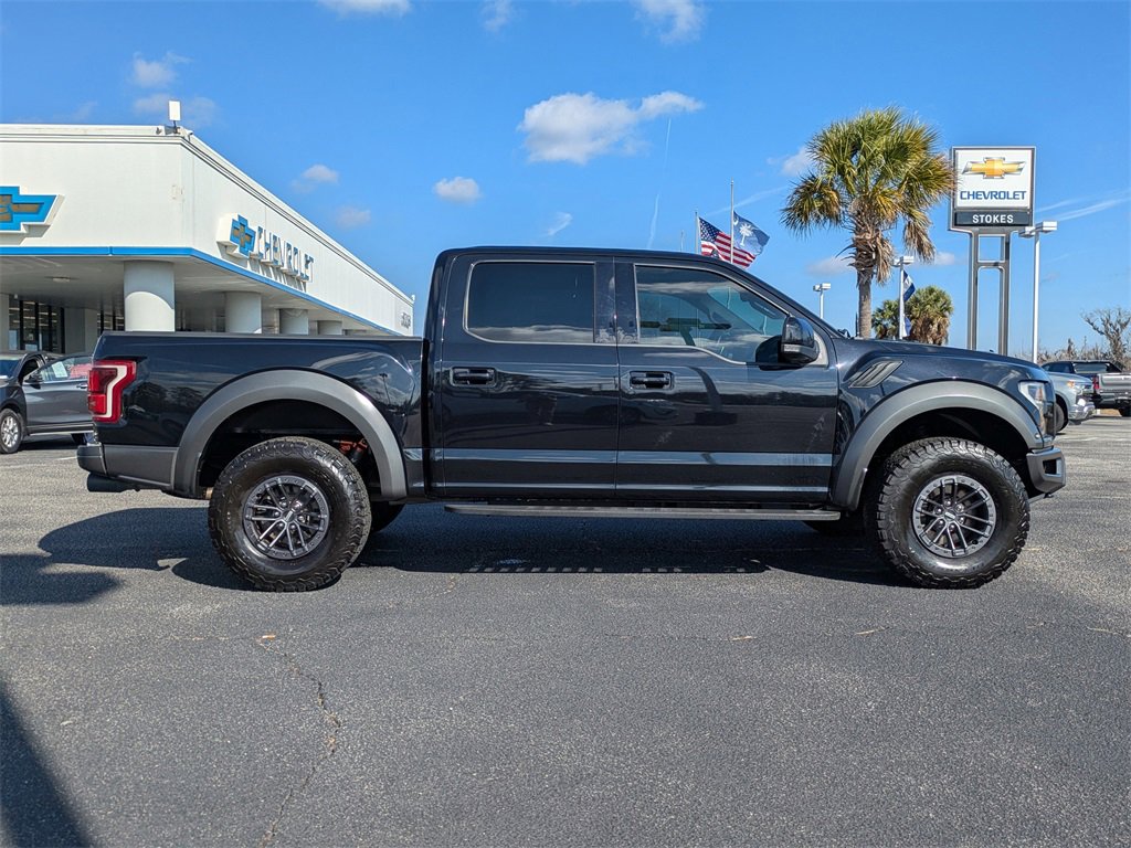 Used 2020 Ford F150 Raptor w/ Equipment Group 802A Luxury image 3