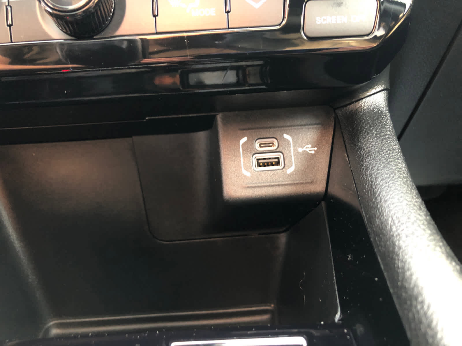 Used 2023 Jeep Compass Limited w/ Sun and Sound Group image 15