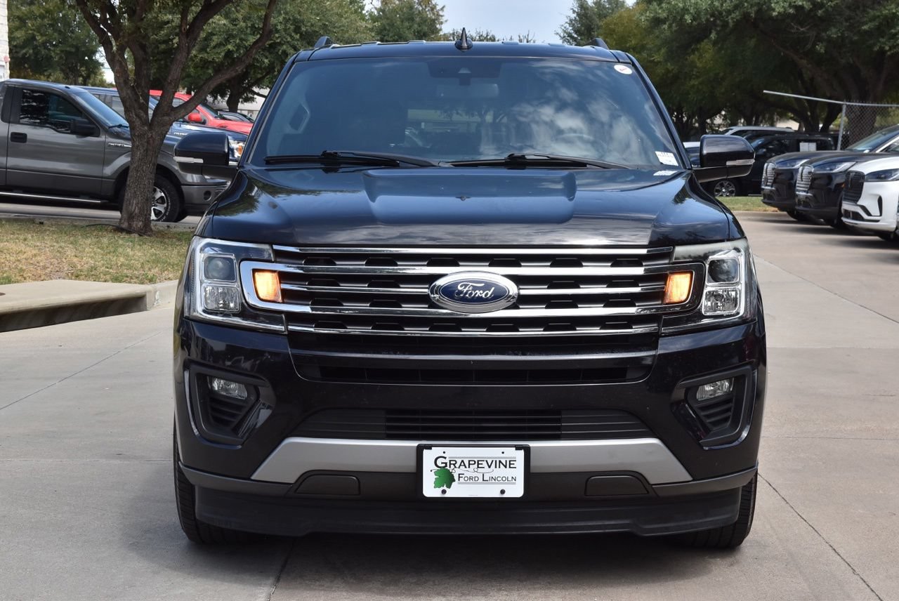 Used 2019 Ford Expedition XLT w/ Equipment Group 202A RWD image 3