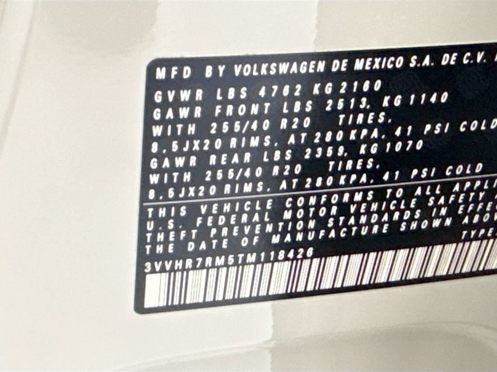 New 2026 Volkswagen Tiguan SE R-Line FWD image 33