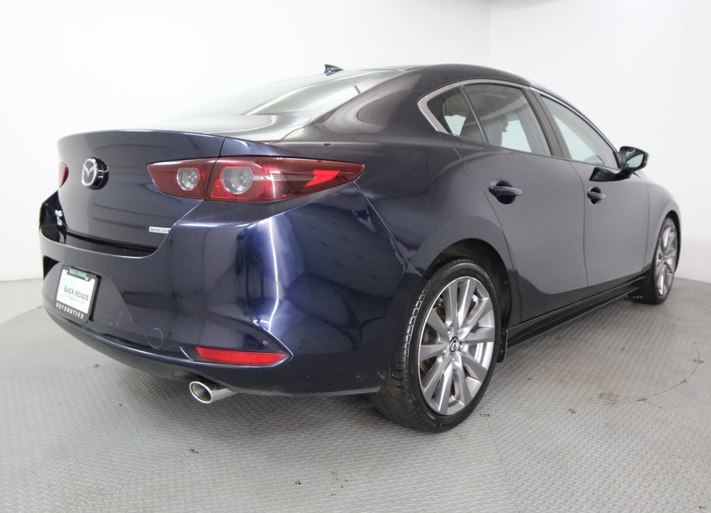 Used 2019 MAZDA MAZDA3 Sedan w/ Preferred Package FWD image 9