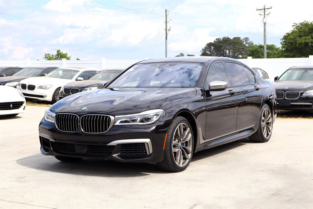 Used 2018 BMW M760i xDrive AWD/4WD image 3
