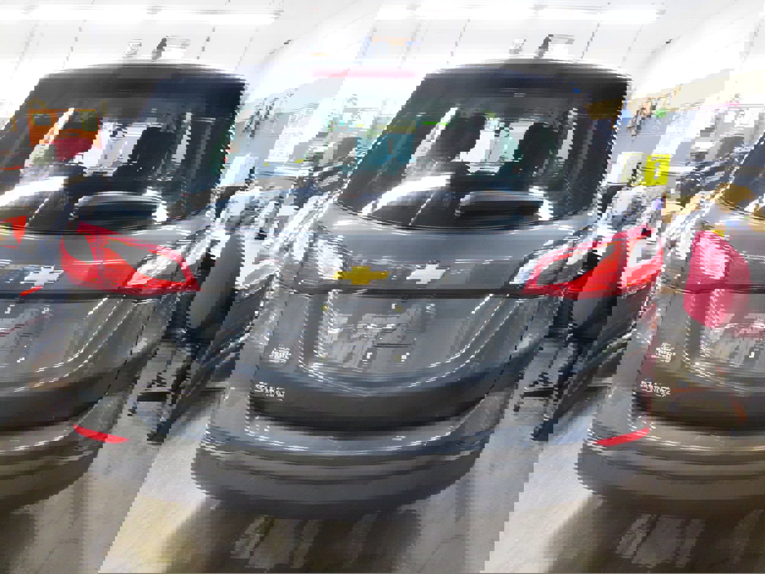 Used 2019 Chevrolet Equinox LS image 4