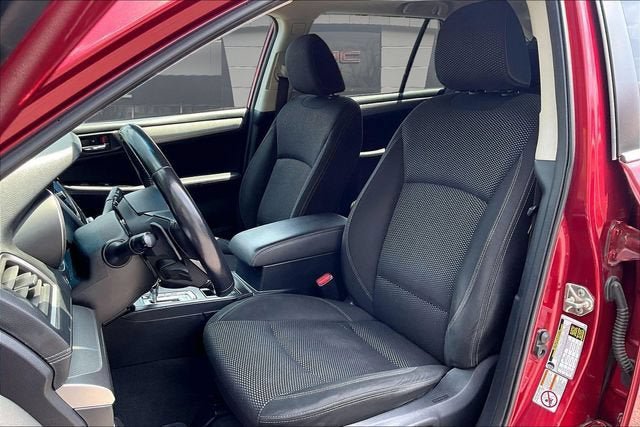 Used 2018 Subaru Outback 2.5i Premium AWD/4WD image 25